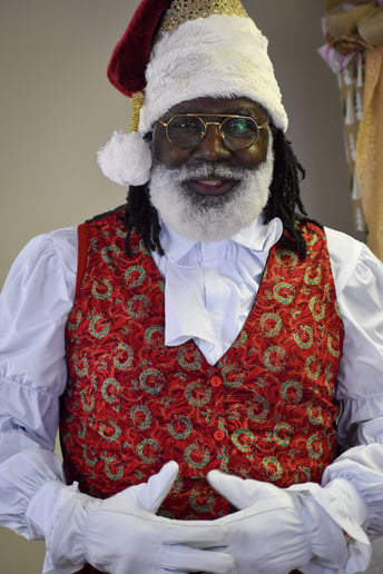 Gallery photo 6 of Santa Ant