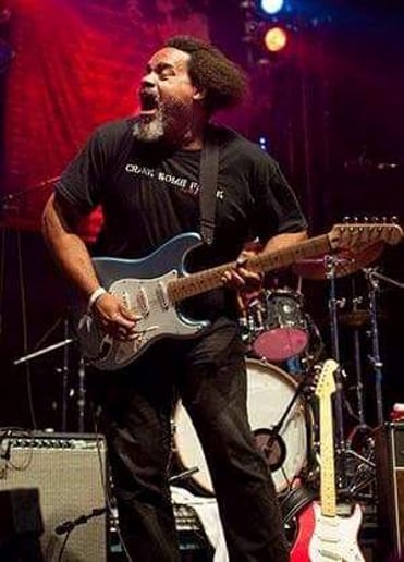 Gallery photo 7 of ZappaBeef featuring Ike Willis