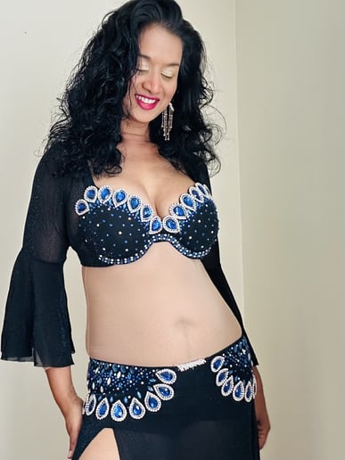 Gallery photo 6 of Zara The Ultimate Bellydancer