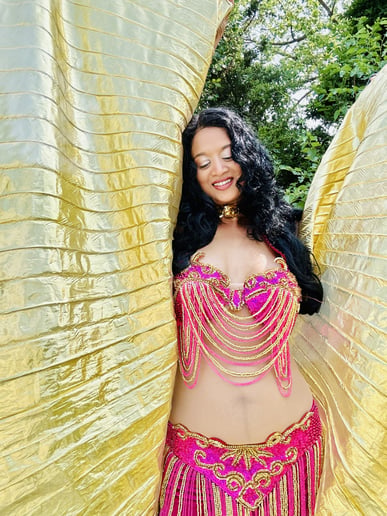 Gallery photo 3 of Zara The Ultimate Bellydancer