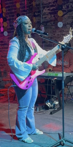 Gallery photo 1 of Zakiya Harmony