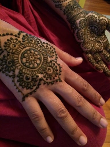 Gallery photo 3 of Zazu.Henna