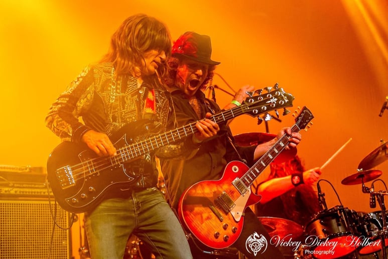 Gallery photo 2 of Zeppelin Revisited