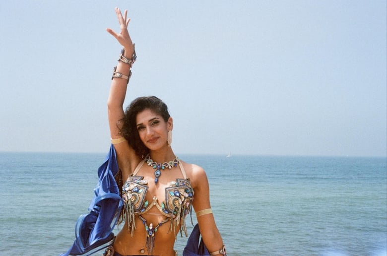 Gallery photo 3 of Zina Belly Dancer