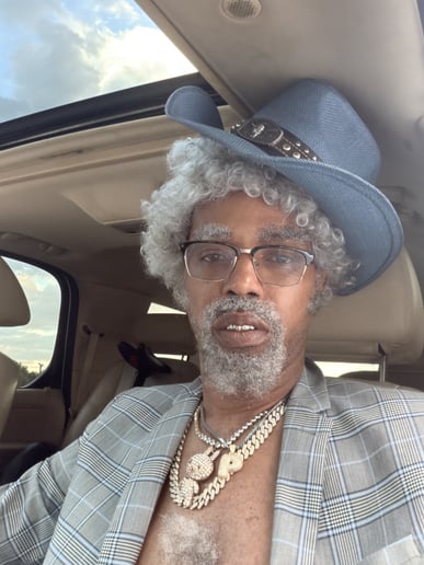 Gallery photo 3 of Zo Jones, Fred Sanford, Sho,Nuff Kat dog