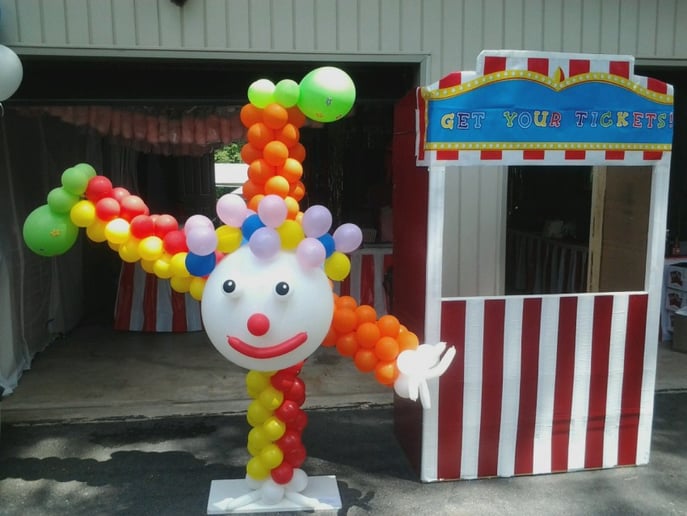 Gallery photo 1 of Zoe the Clown - Raven Entertainment, LLC