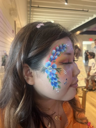 Gallery photo 1 of ZONA Face Painting & Balloon Twisting