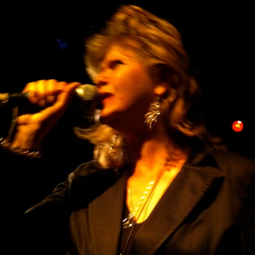Profile thumbnail image for Becky Curtis Family Band