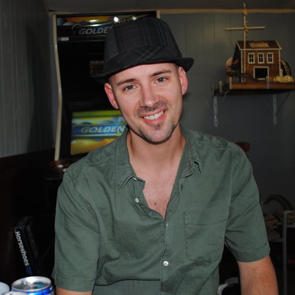 Profile thumbnail image for Christian Davies - Quality Acoustic Cover Songs