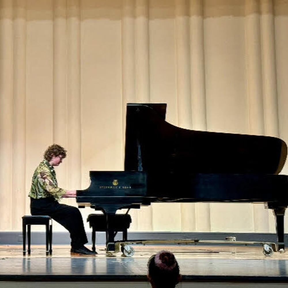 Profile thumbnail image for Cincinnati-Based On Call Pianist