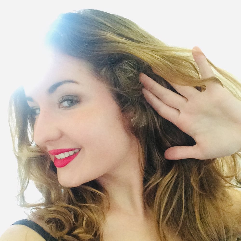 Profile thumbnail image for Daniella, Salsa Soloist