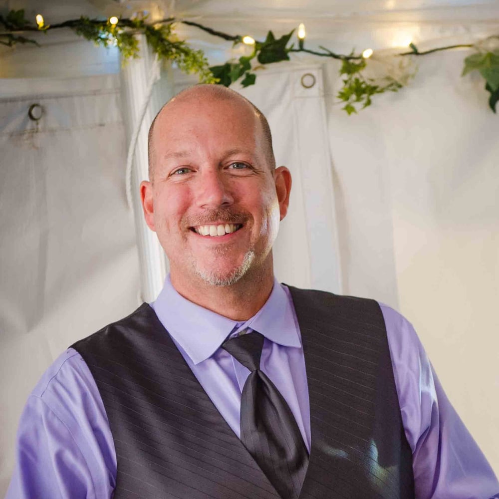 Profile thumbnail image for DJ Dave Lynch