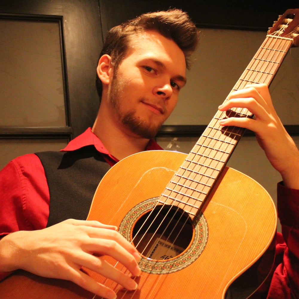Profile thumbnail image for Flamenco Guitarist - Alex Krolick