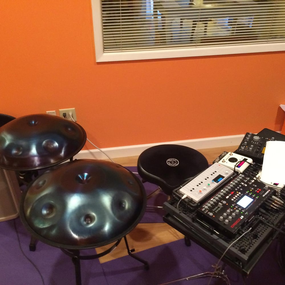 Profile thumbnail image for Handpan (aka Hang Drum) Musician