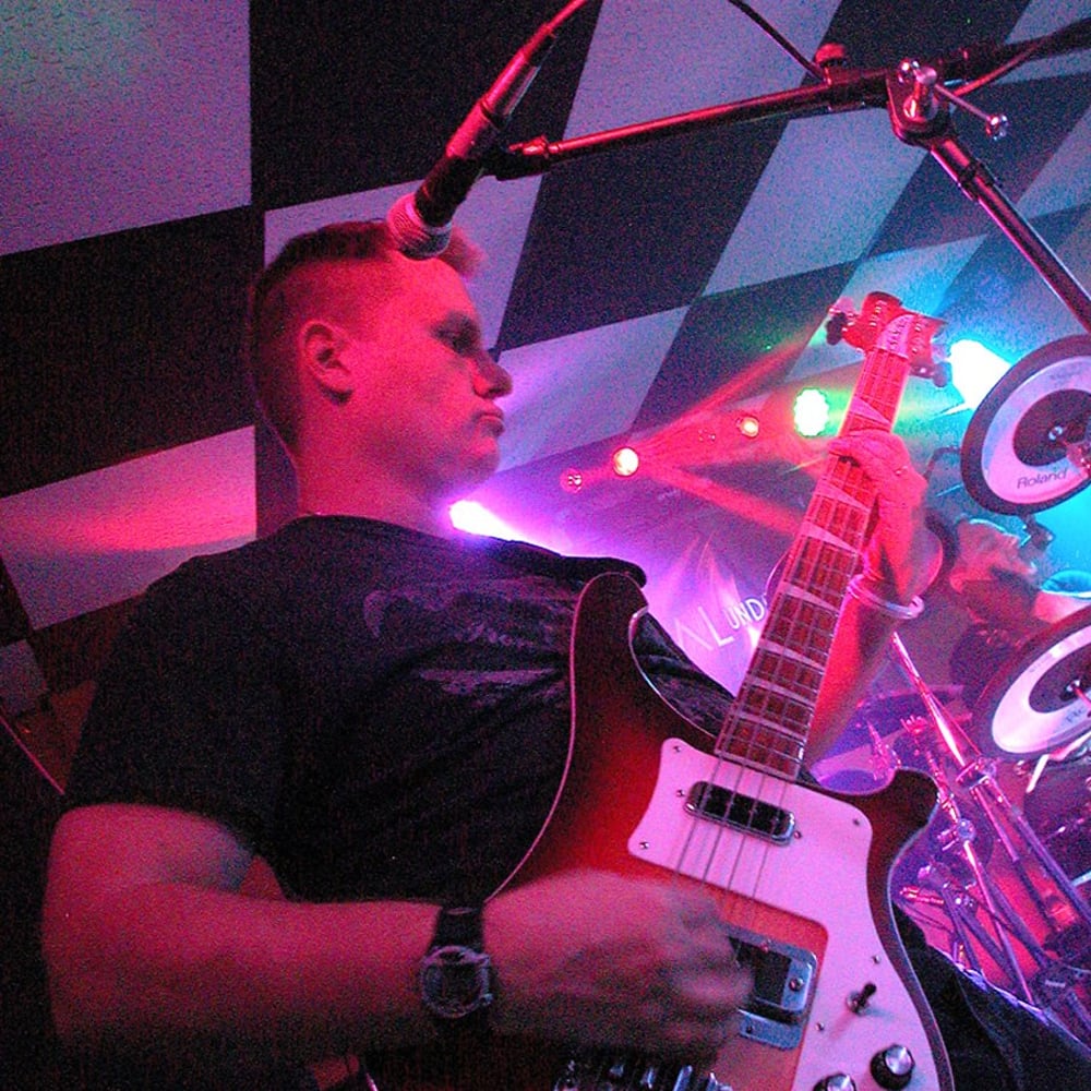 Profile thumbnail image for John W Groh - Bass Guitarist