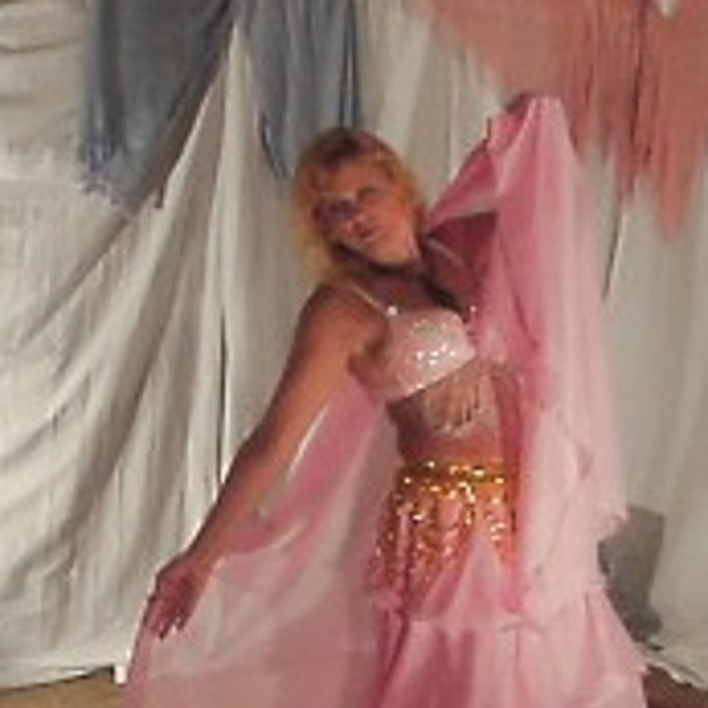 Profile thumbnail image for Laura's Bellydance