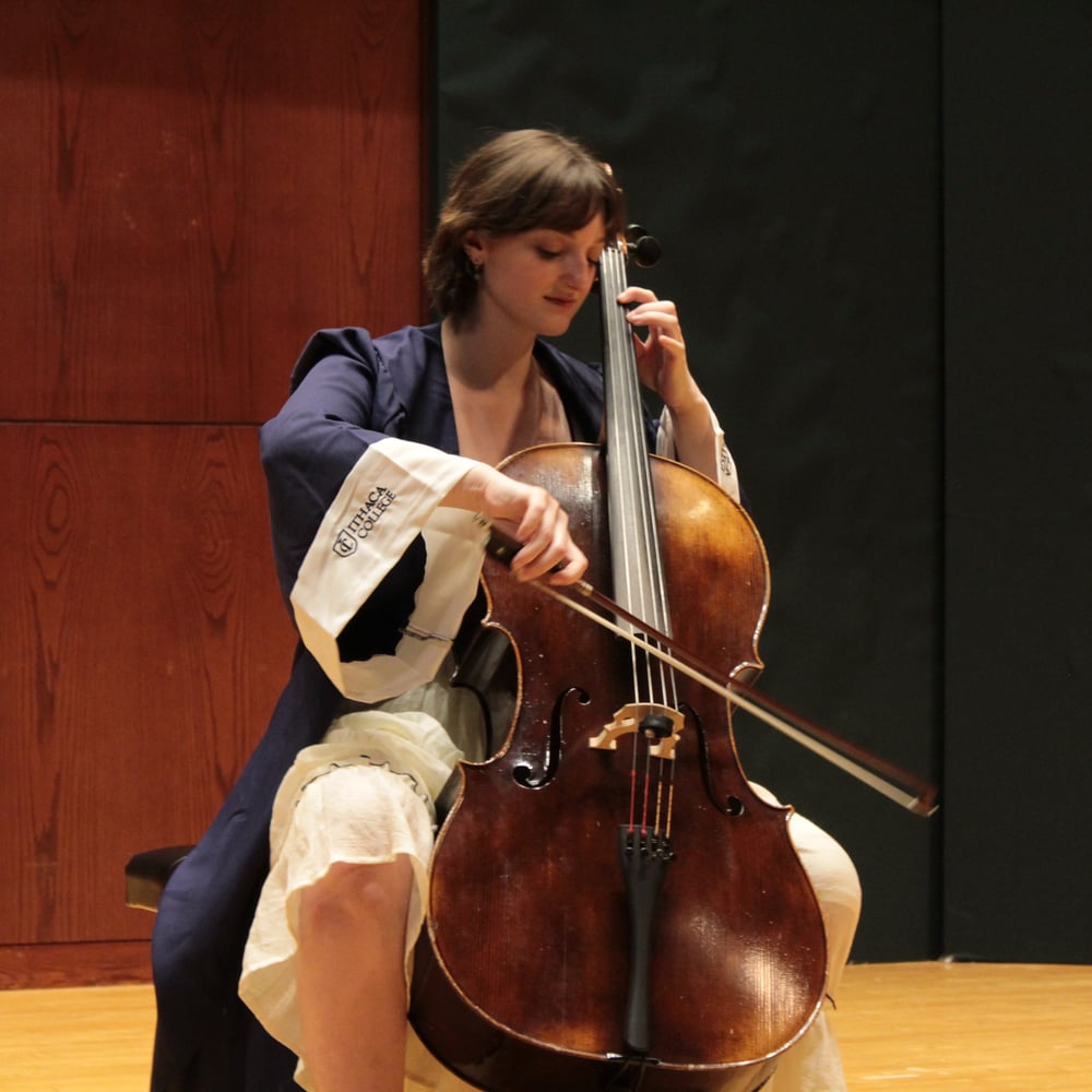 Profile thumbnail image for Lilly D'Ancicco Cellist