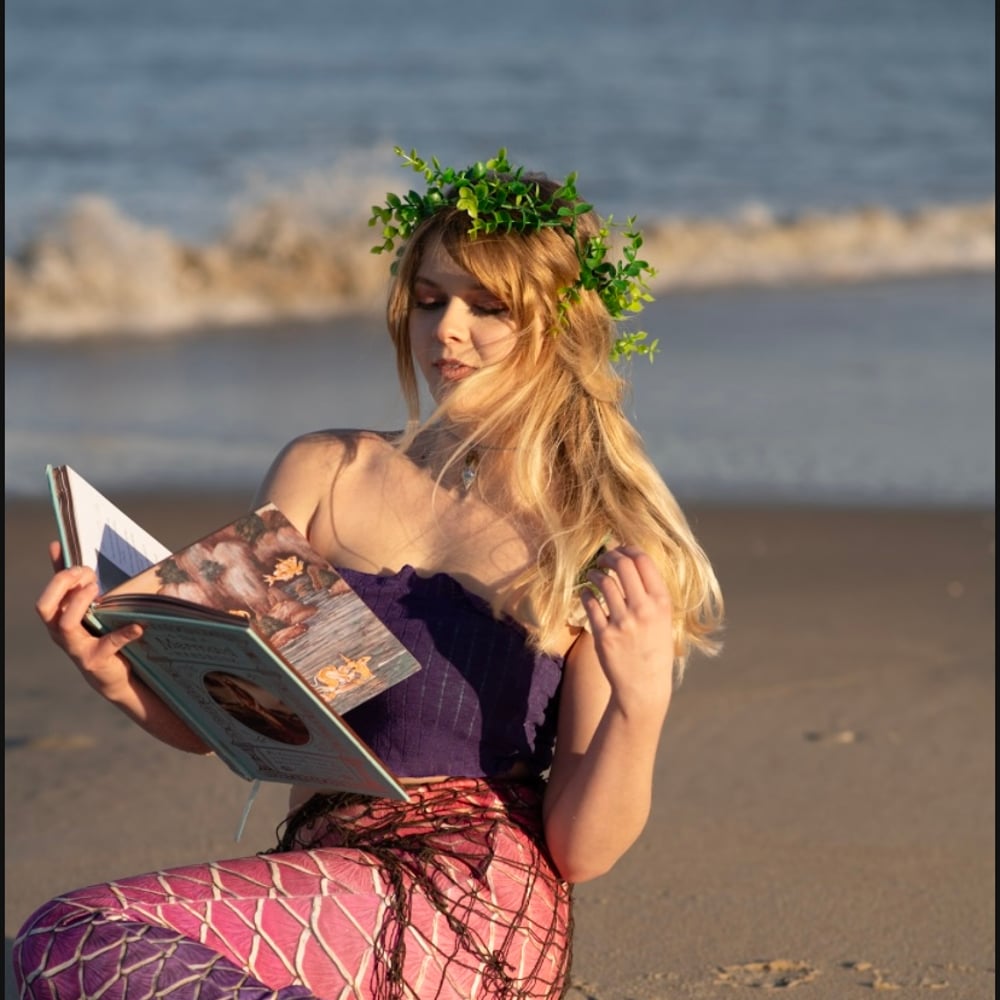 Profile thumbnail image for Mermaid Dani