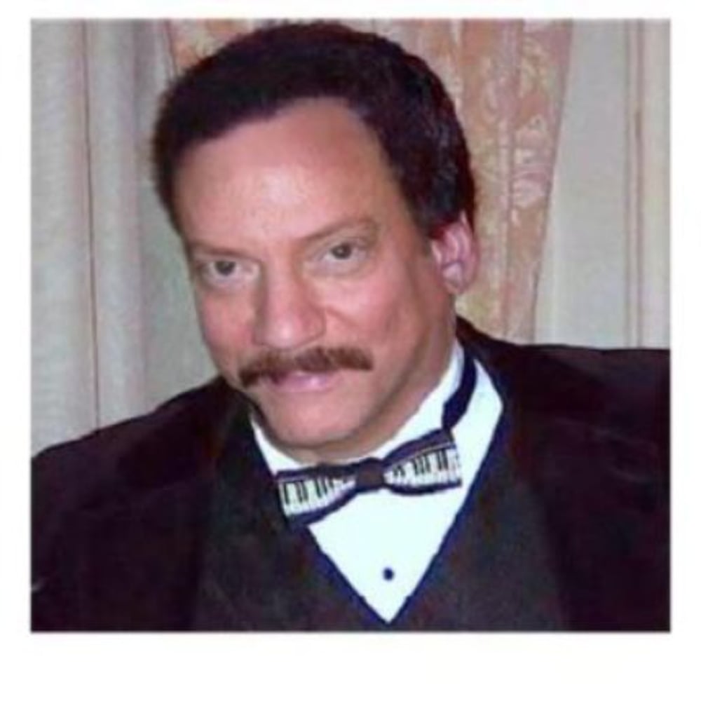 Profile thumbnail image for Michael Levine, Prize-winning Pianist