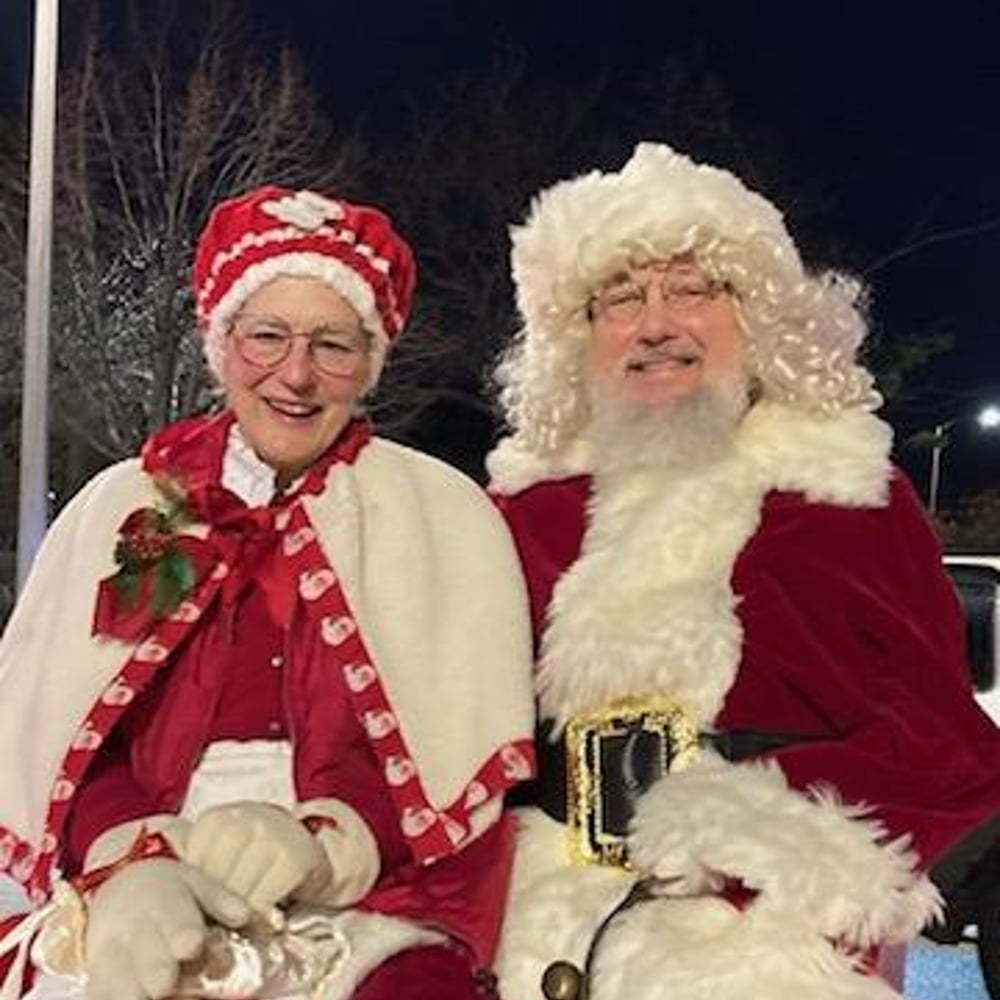 Profile thumbnail image for Mr and Mrs Santa