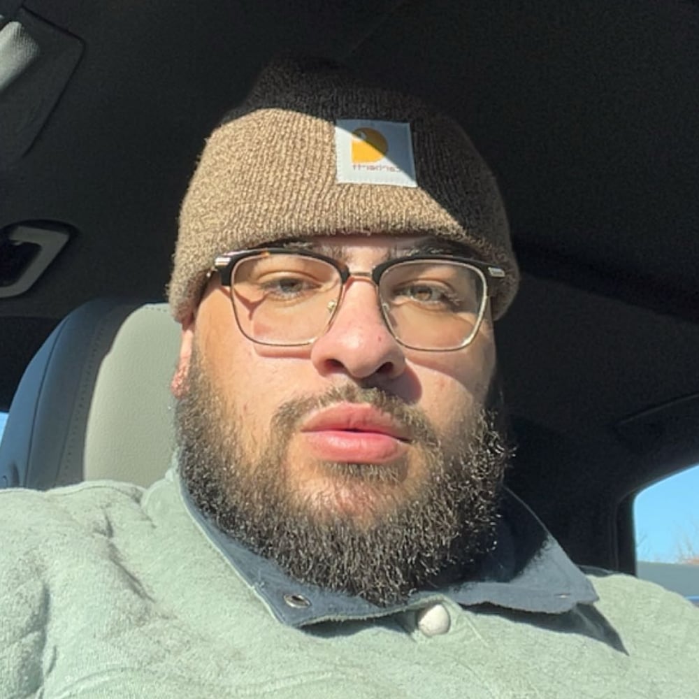 Profile thumbnail image for Ethan DeCosta