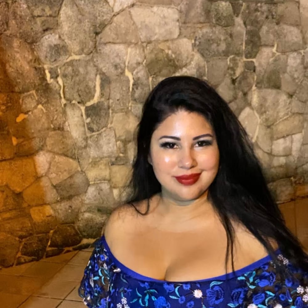 Profile thumbnail image for Raquelaluv