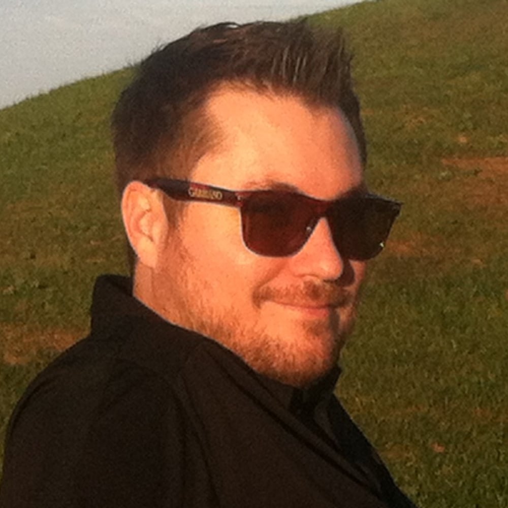 Profile thumbnail image for Sharp Dressed Man Bartender