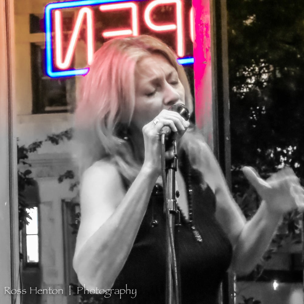 Profile thumbnail image for Tara Hofmann Jazz and Blues