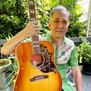 Al Gross Acoustic Classic Rock