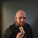 Doktor Skott: Sideshow Artiste