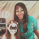 Elle Mouzone Artistry