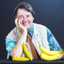 Engaging Live Magic and Puzzles