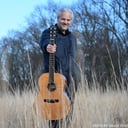 Glenn Roth Fingerstyle Guitarist