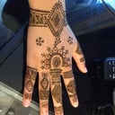 Henna artist