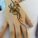 Henna artist