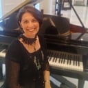 Jennifer Smele Professional Pianist