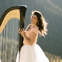 Lethicia Caravello the Harpist