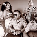 Los Vecinos Music