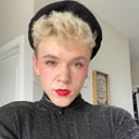 Makeup artist