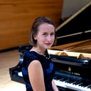 Mercy Olson - Pianist