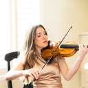 Miriam Cacciacarro-Stunning Violinist