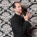Richard Hartnell, Contact Juggler
