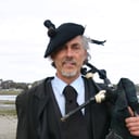 Robert Burns, Bagpiper
