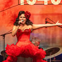 Roslyn &amp; The Royales