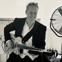 Shaun Dougherty guitarist
