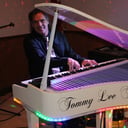 Tommy Lee Thompson Solo and Dueling Piano Show