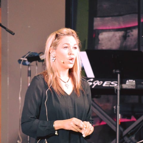 Hire Amy Coello - Christian Speaker in Covington, LA | GigSalad