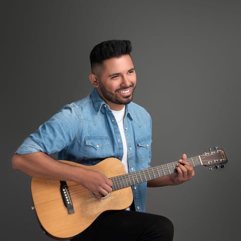 Hire Darian Hernandez - Singing Guitarist in Houston, TX | GigSalad