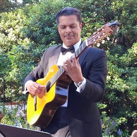 Hire Eldon Sully - Guitarist in Portsmouth, VA | GigSalad