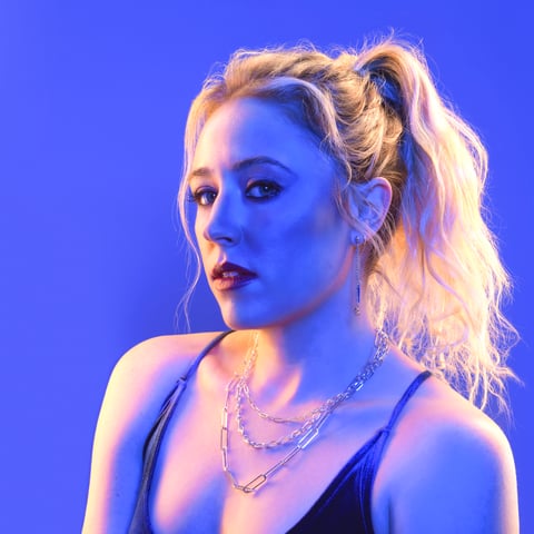 Hire Emily Rath - Pop Singer/ Songwriter - Pop Singer in Los Angeles ...